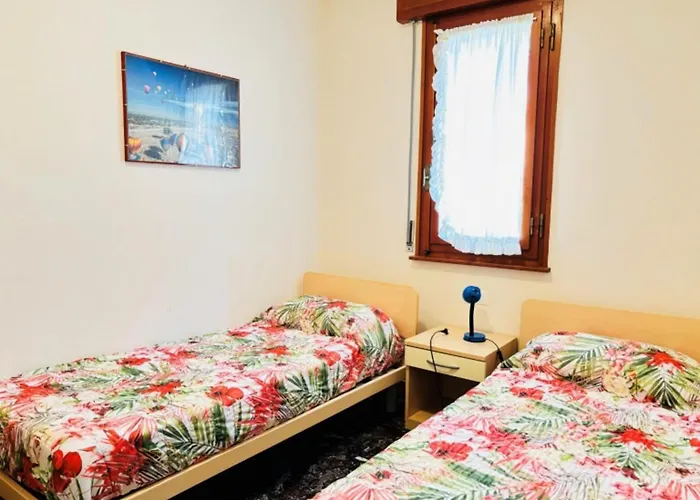 Flat With Sunny Balcony Appartamento